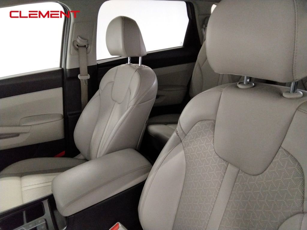 Used 2022 Kia Sorento EX image 27