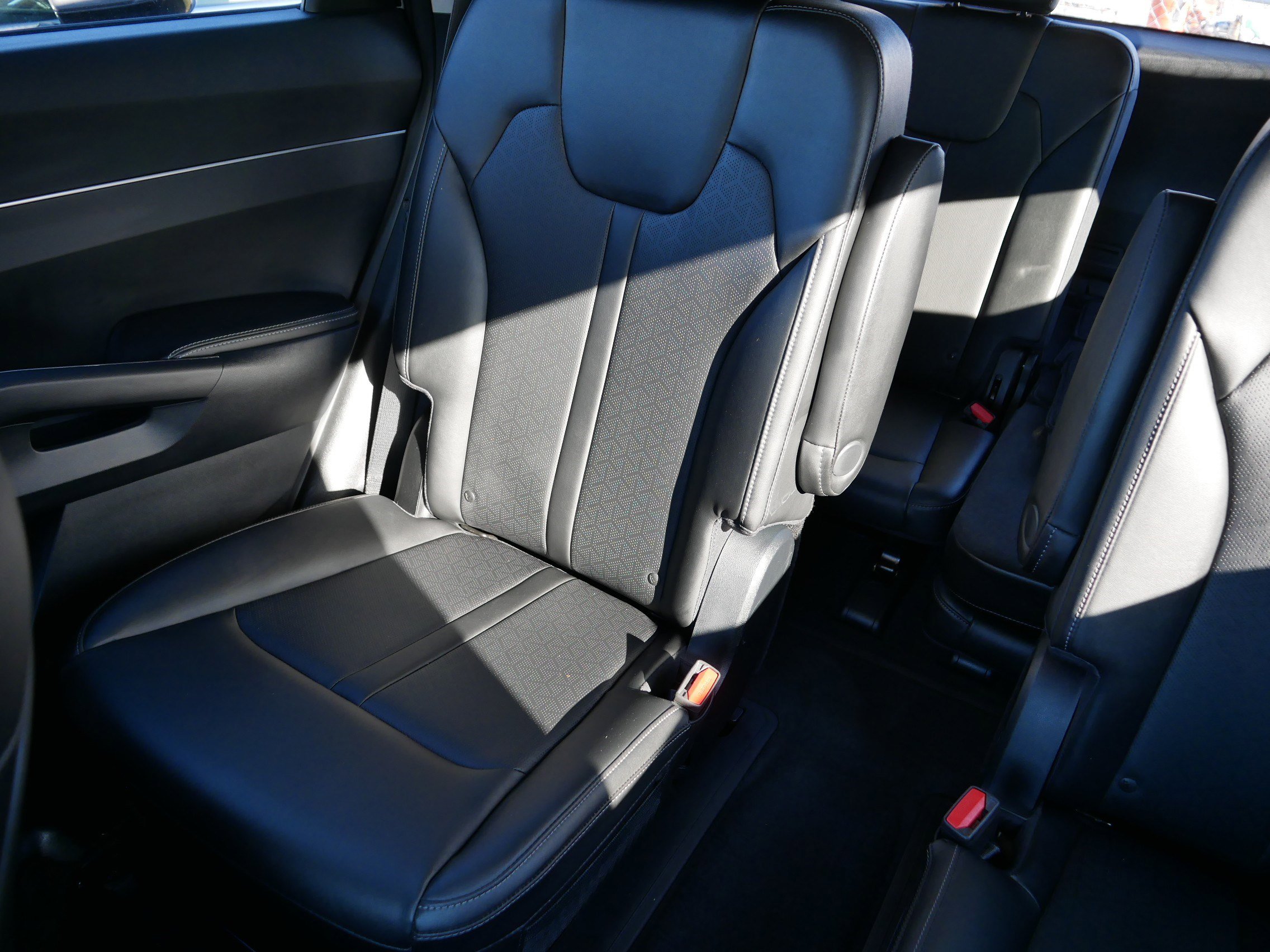 Certified 2022 Kia Sorento X-Line EX image 12