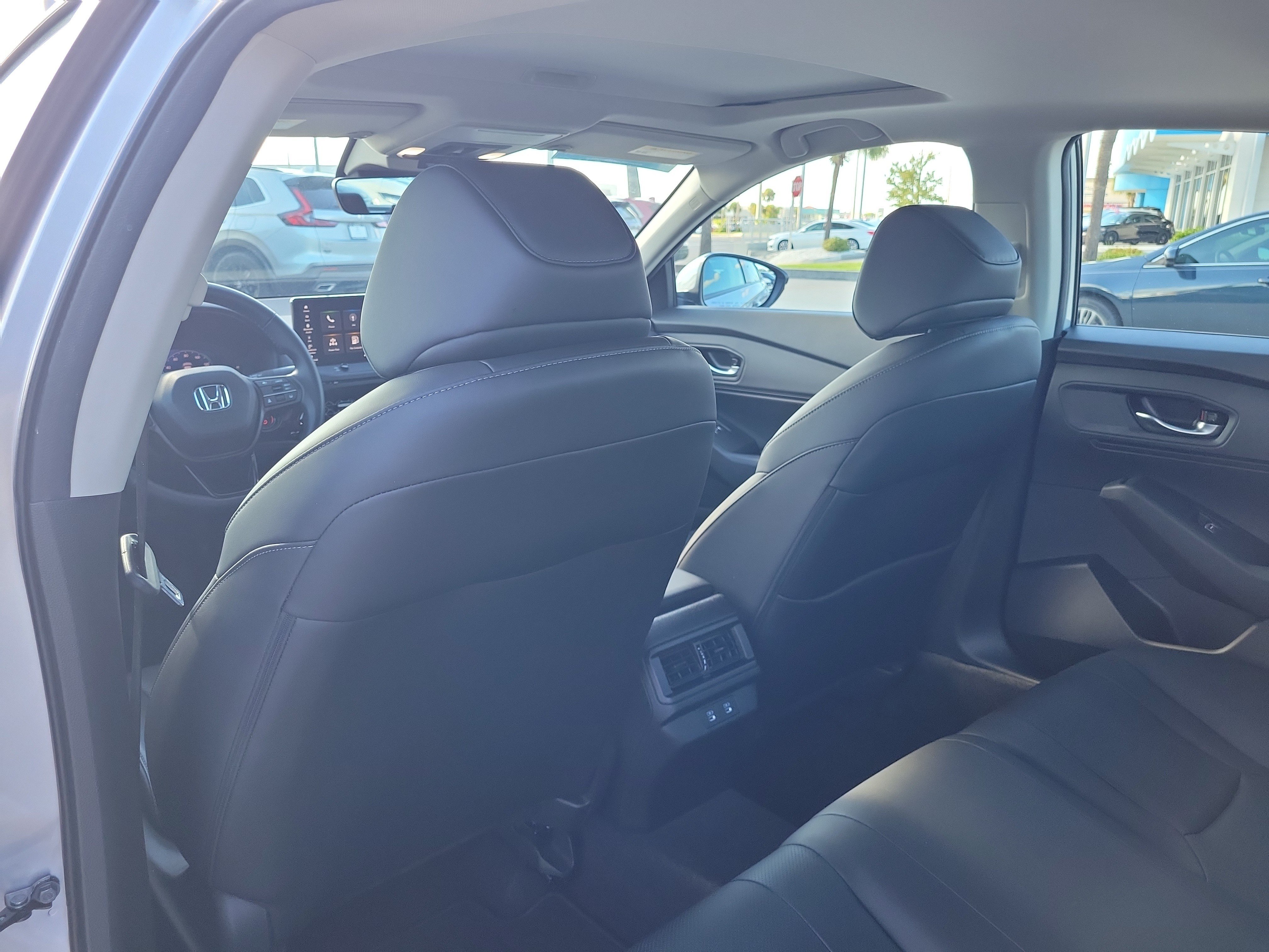 Used 2024 Honda Accord EX-L image 11