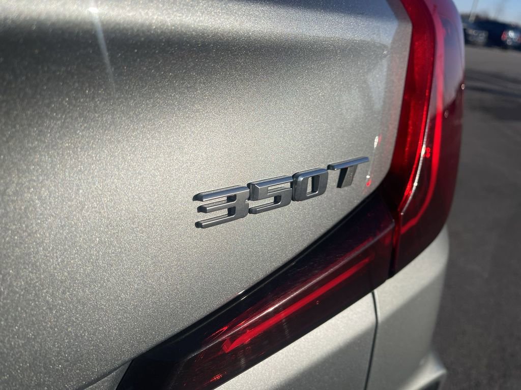 Certified 2024 Cadillac XT4 Premium Luxury image 13