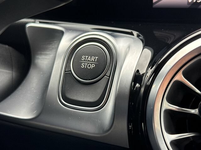 Certified 2024 Mercedes-Benz EQB 250+ image 25