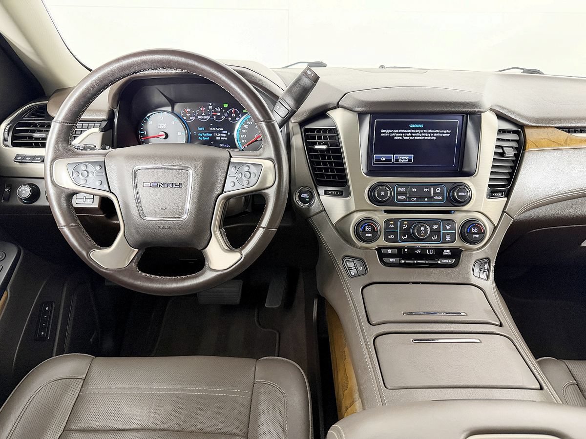 Used 2019 GMC Yukon Denali w/ Denali Ultimate Package AWD/4WD image 63