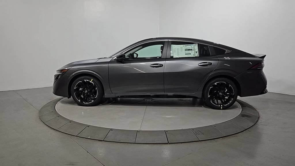New 2026 Nissan Sentra SR w/ SR Premium Package FWD image 2