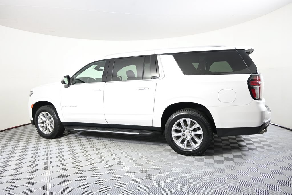 Used 2021 Chevrolet Suburban Premier w/ Premium Package AWD/4WD image 3