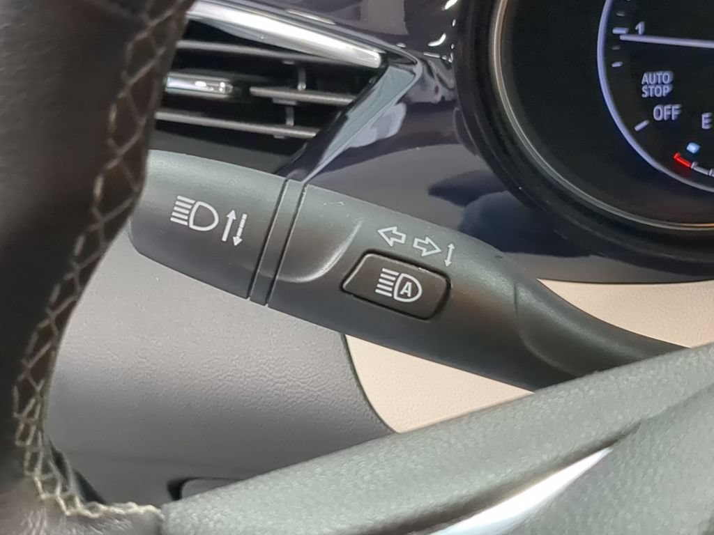 Used 2023 Buick Encore GX Select w/ Safety Package II FWD image 31
