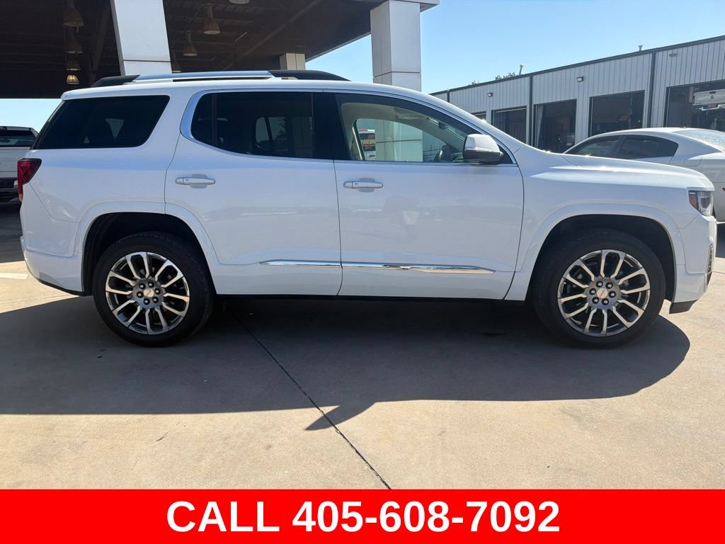 Used 2023 GMC Acadia Denali FWD image 2