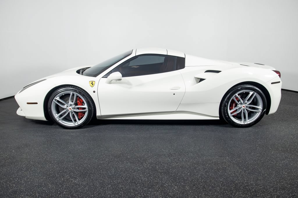Used 2017 Ferrari 488 Spider RWD image 9