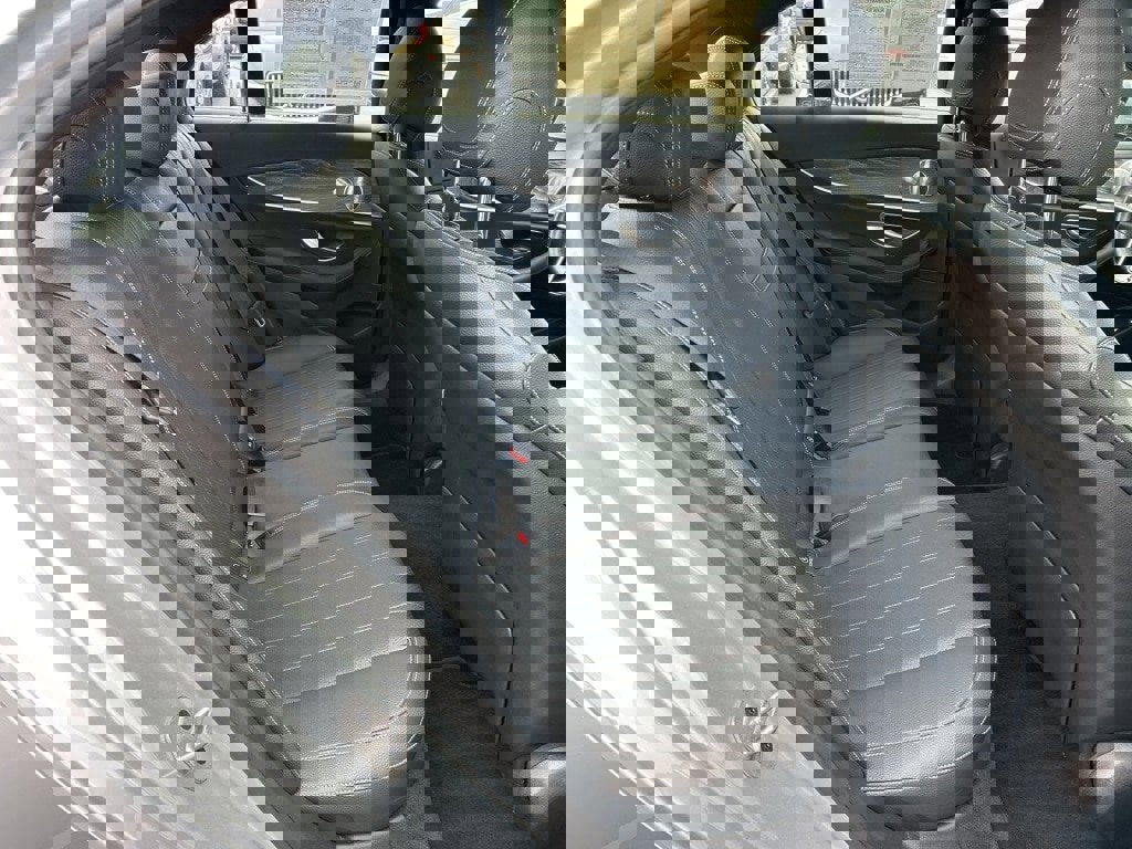 Used 2021 Mercedes-Benz E 350 Sedan image 22