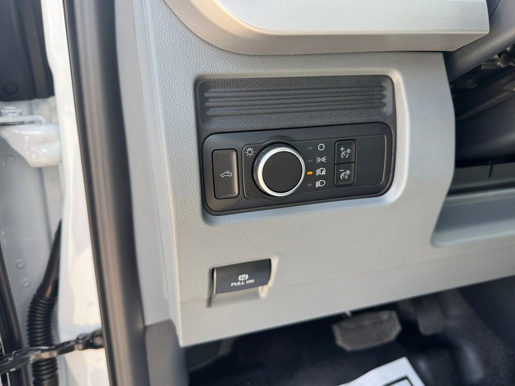 New 2026 Ford F550 4x4 Regular Cab Super Duty image 28