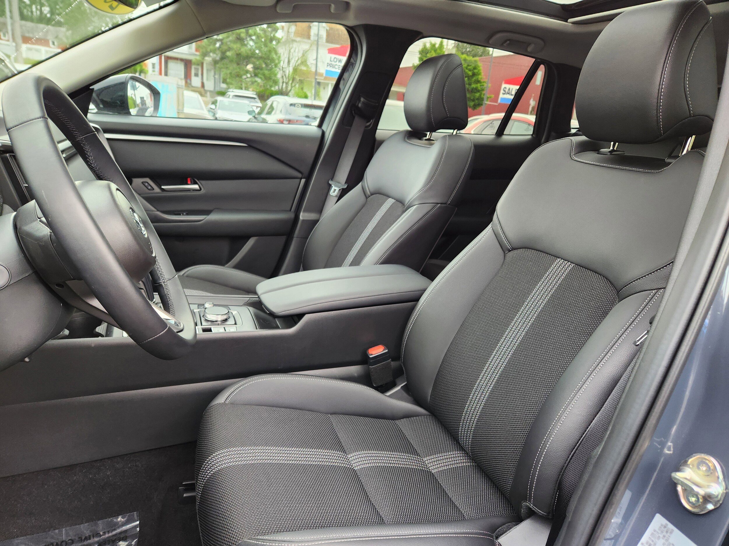 Certified 2025 MAZDA CX-50 AWD 2.5 S w/ Premium Package image 10