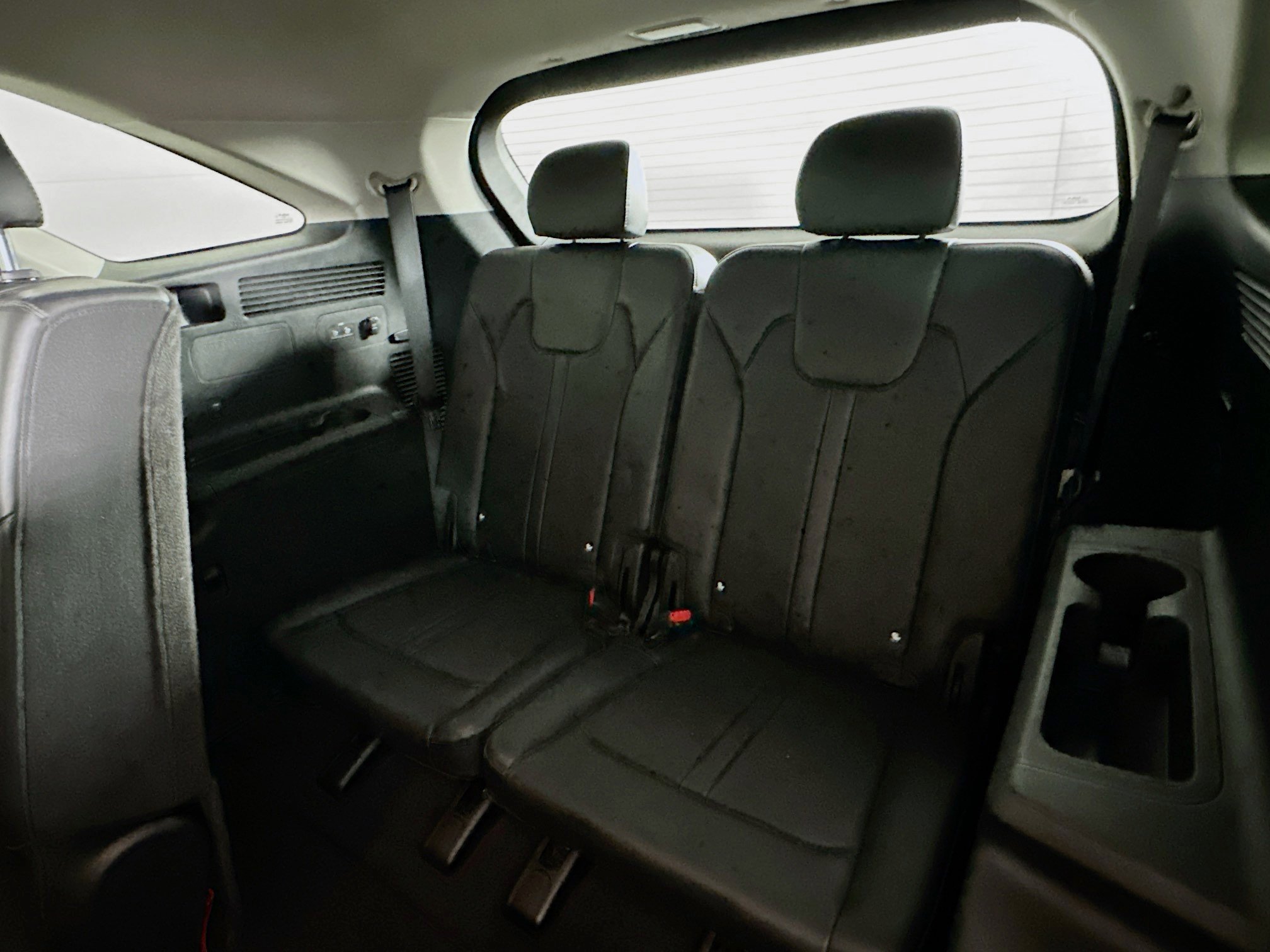 Used 2024 Kia Sorento S image 28