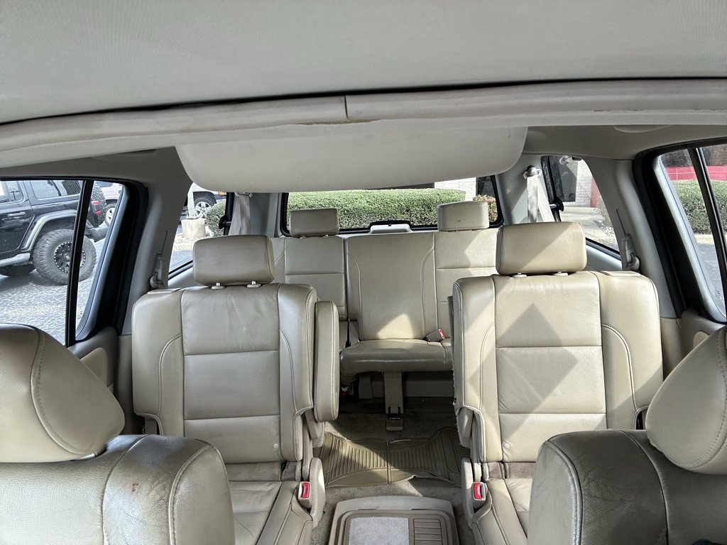 Used 2011 Nissan Armada Platinum w/ 2nd Row Captain Seat Pkg image 29