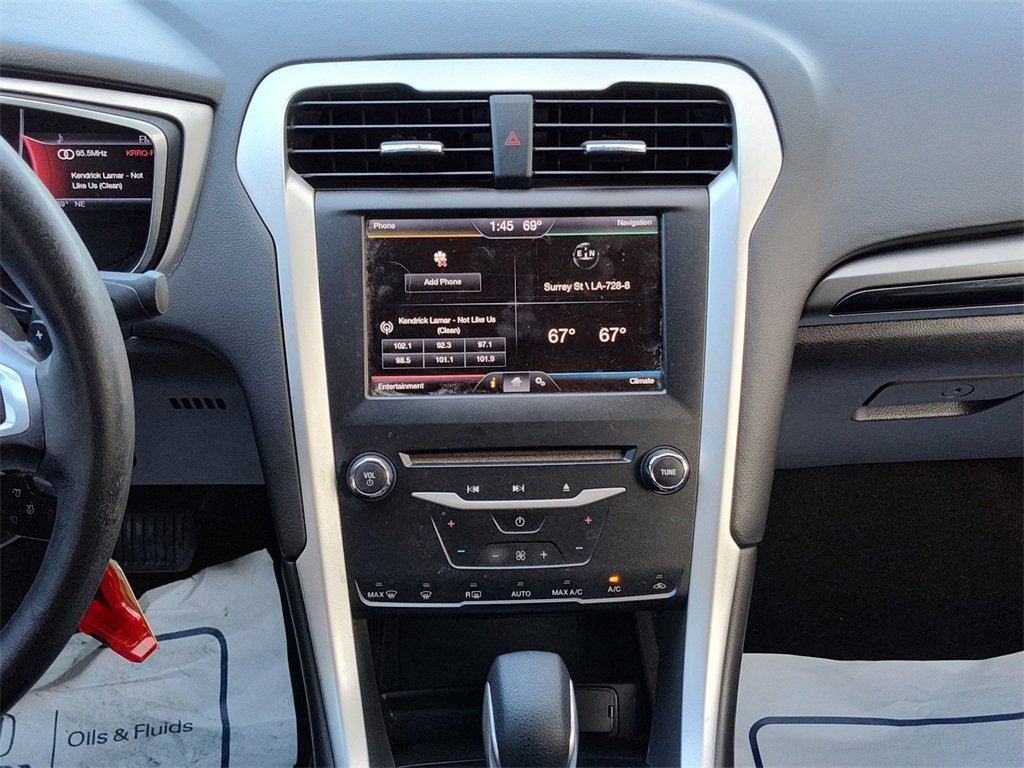 Used 2014 Ford Fusion SE image 23