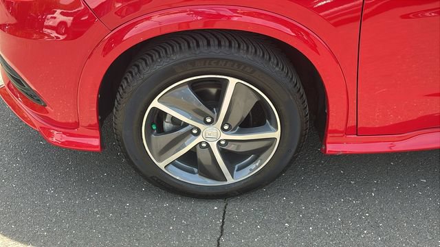 Used 2020 Honda HR-V Touring image 8