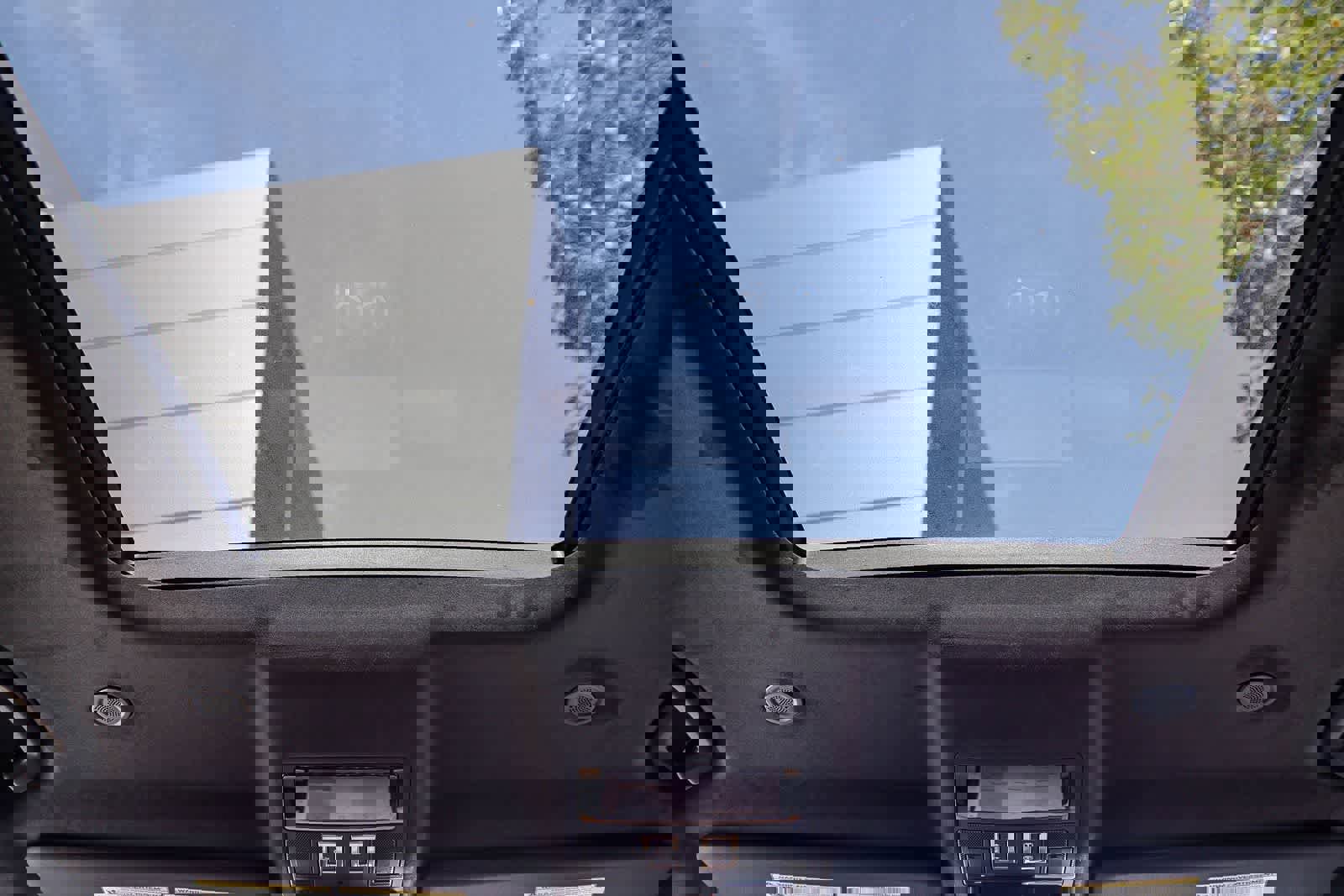 New 2026 Land Rover Defender 110 V8 image 11