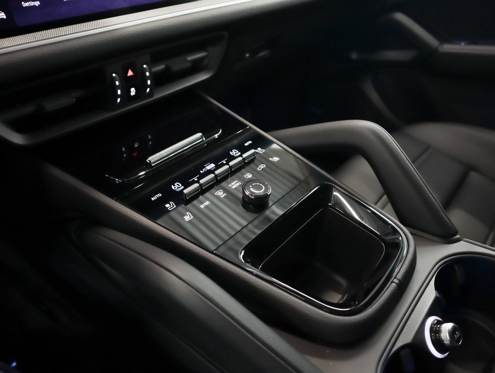 New 2026 Porsche Cayenne S image 18