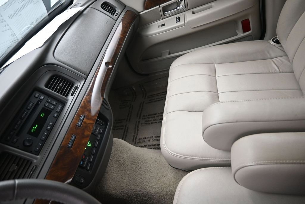 Used 2009 Mercury Grand Marquis LS RWD image 13
