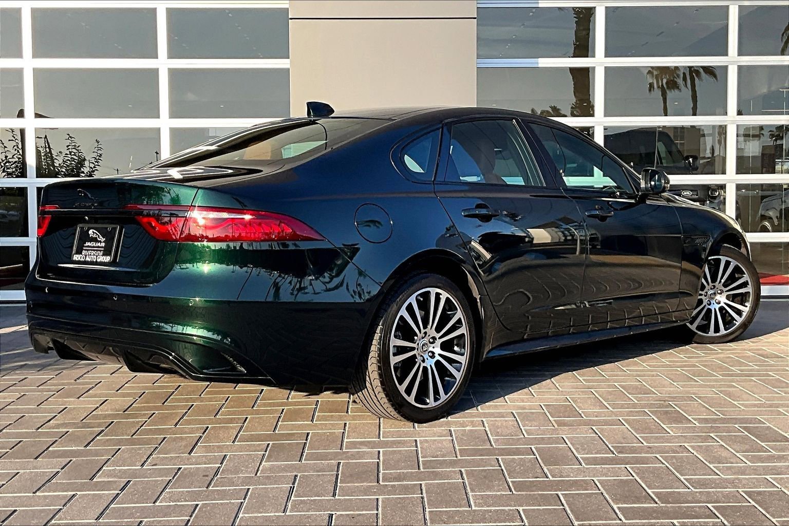 Used 2024 Jaguar XF R-Dynamic SE image 12