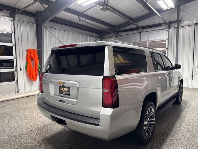 Used 2018 Chevrolet Suburban LT image 25