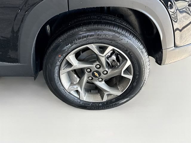 New 2026 Chevrolet Trax LT w/ Driver Confidence Package image 32