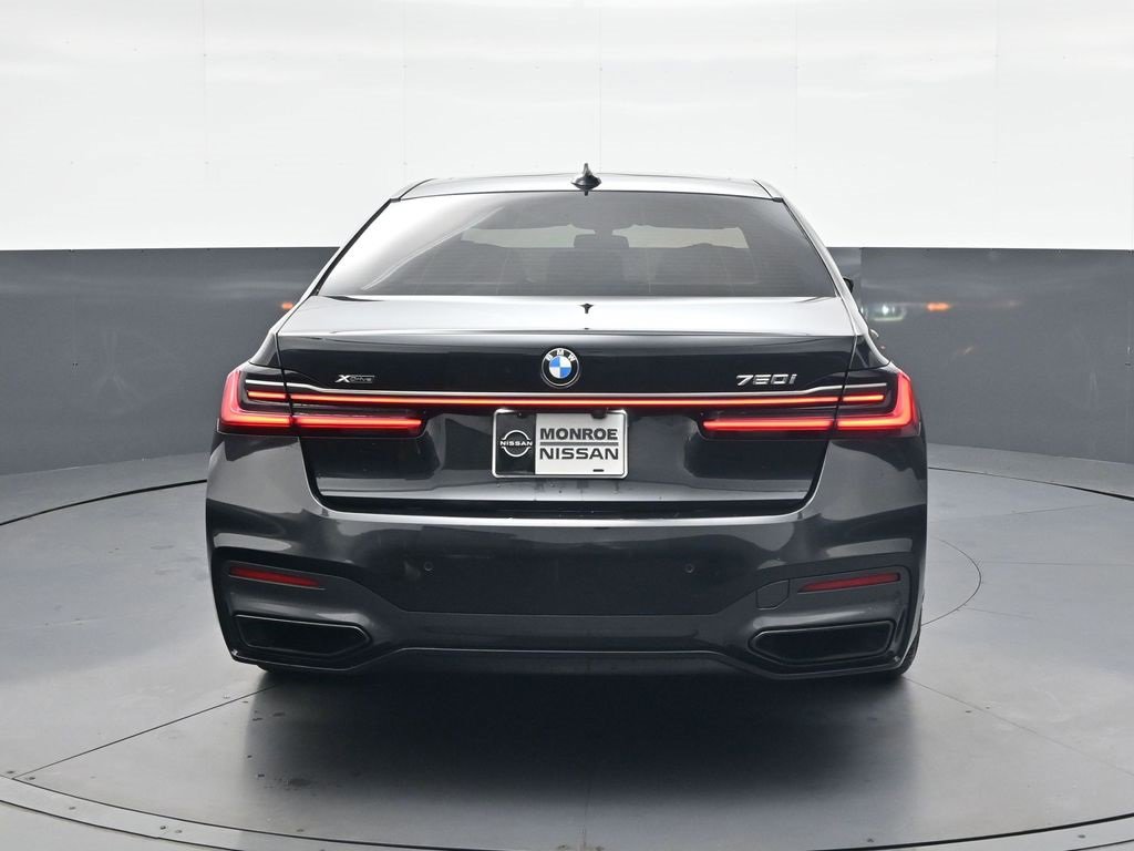 Used 2020 BMW 750i xDrive 750i xDrive w/ Autobahn Package image 6