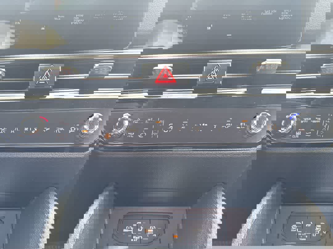 New 2026 Kia Sportage EX image 18