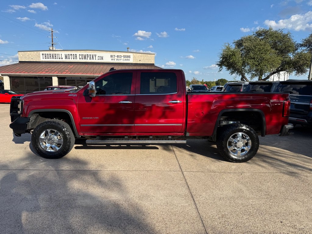 Used 2019 GMC Sierra 2500 SLT w/ Duramax Plus Package AWD/4WD image 4