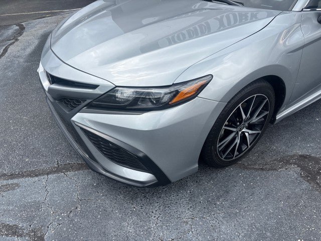 Used 2023 Toyota Camry SE AWD/4WD image 8