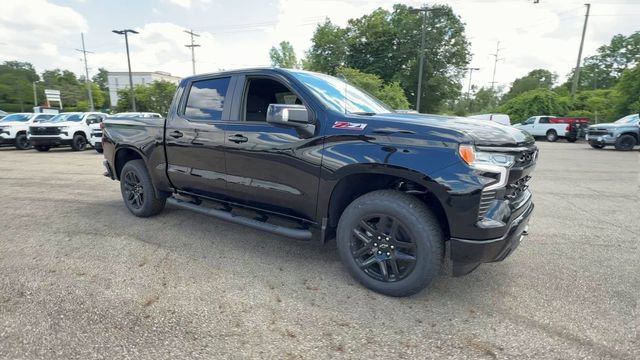 New 2026 Chevrolet Silverado 1500 RST AWD/4WD image 2
