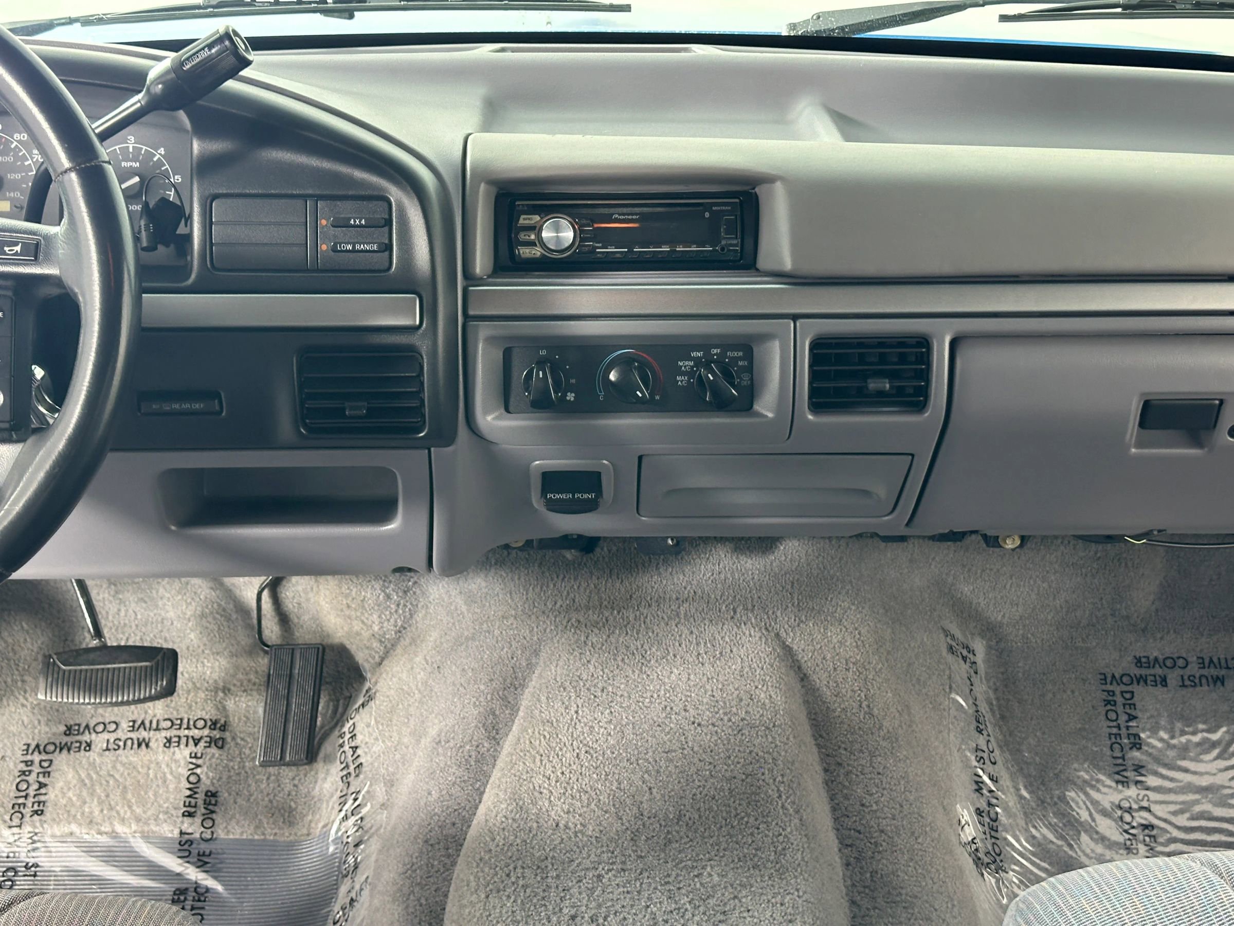 Used 1994 Ford Bronco image 31