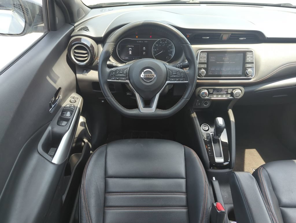 Used 2019 Nissan Kicks SR w/ SR Premium Package FWD image 14