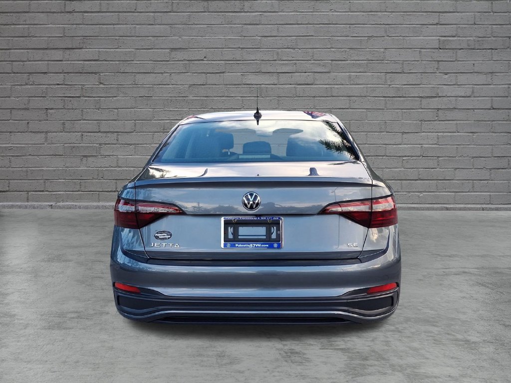 Used 2023 Volkswagen Jetta SE FWD image 11