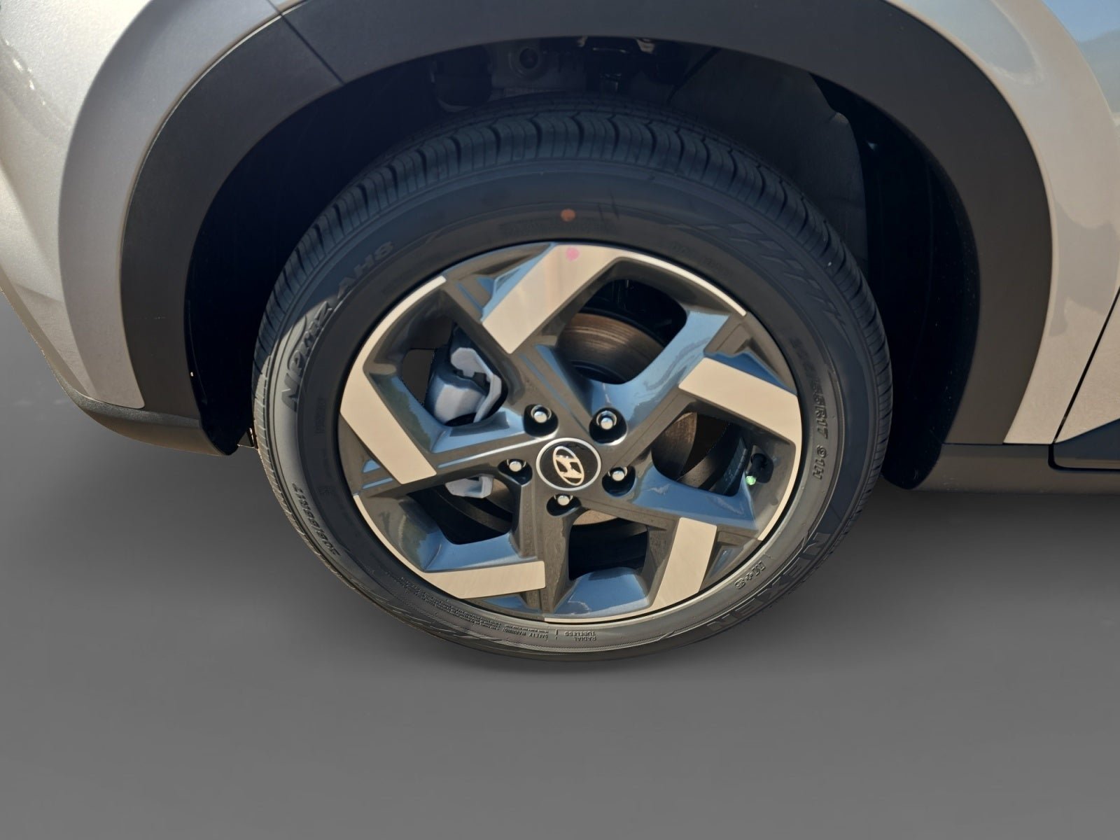 New 2026 Hyundai Venue SEL FWD image 9