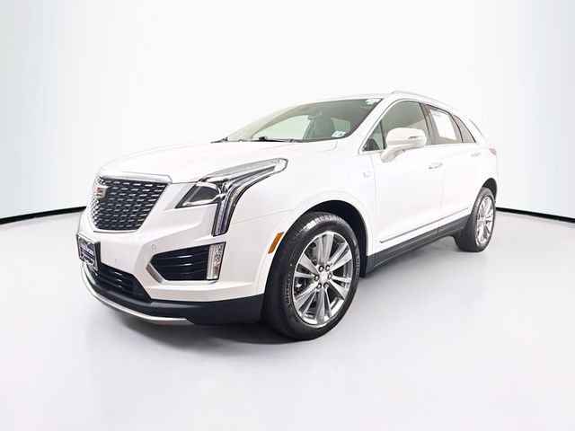 Used 2024 Cadillac XT5 Premium Luxury image 3