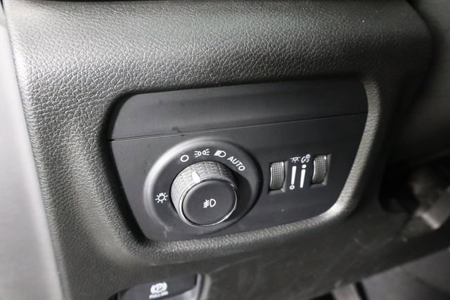 Used 2022 Jeep Grand Cherokee Limited AWD/4WD image 23