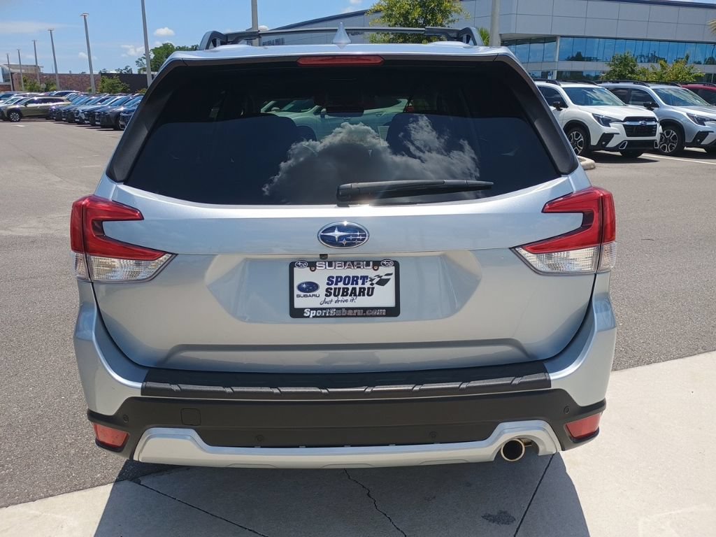 Used 2020 Subaru Forester Touring AWD/4WD image 6