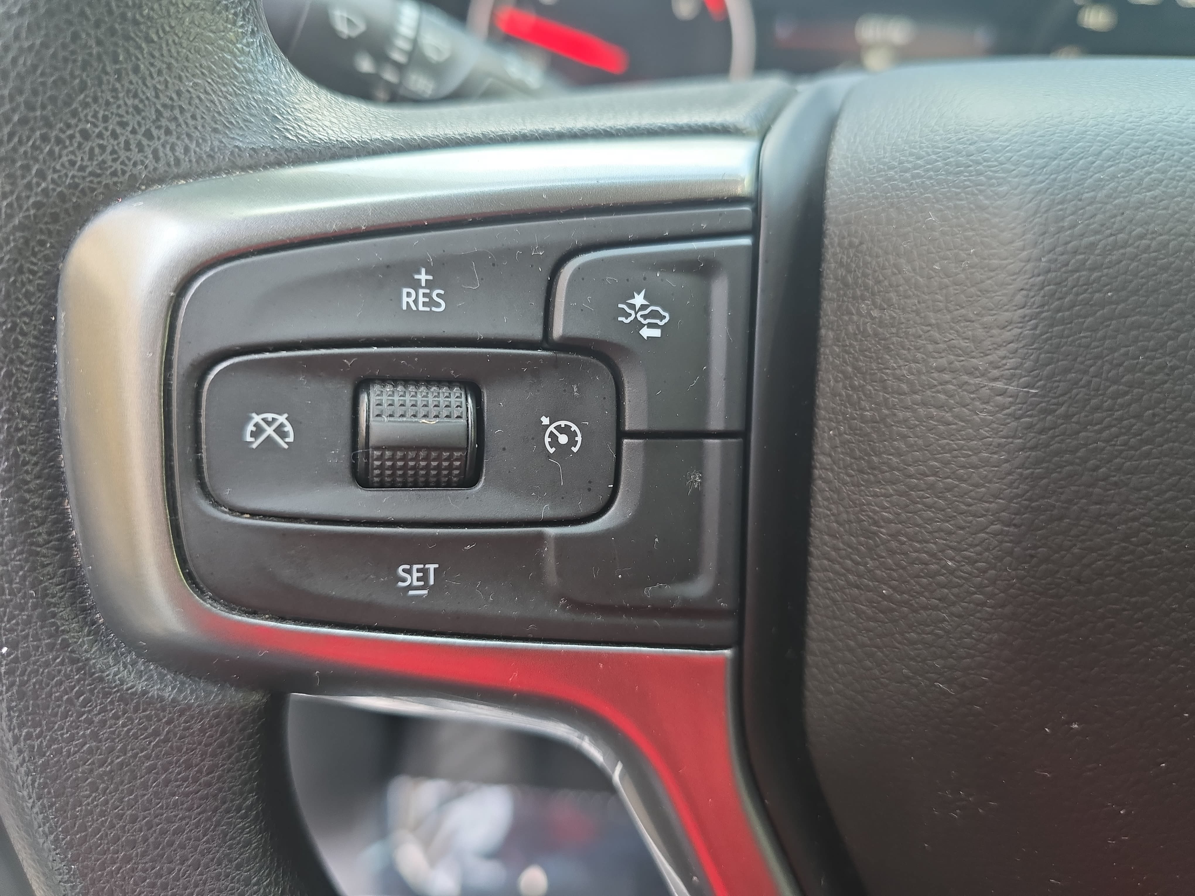 Used 2022 Chevrolet Silverado 1500 Custom Trail Boss w/ Safety Confidence Package AWD/4WD image 16