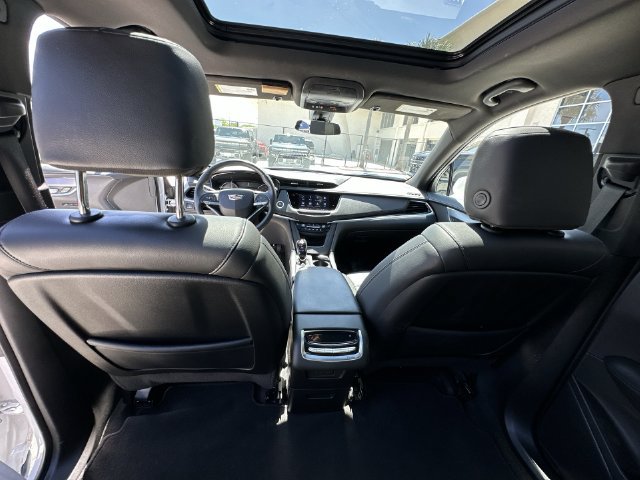 Used 2023 Cadillac XT6 Luxury FWD image 30