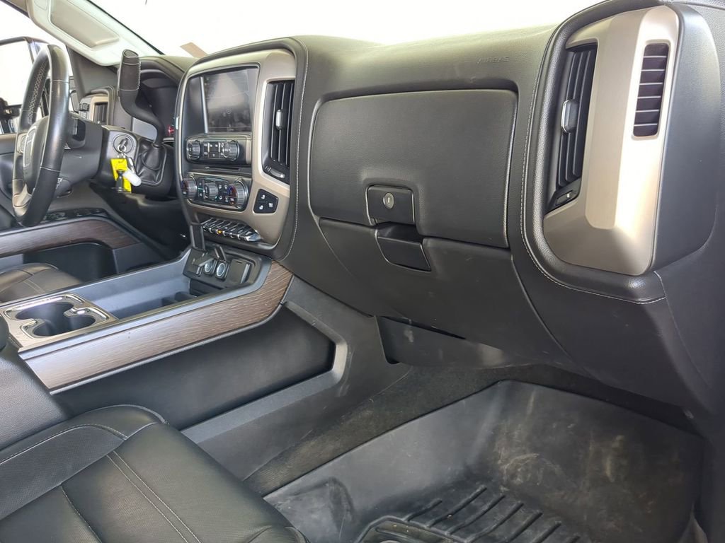 Used 2017 GMC Sierra 2500 Denali w/ Duramax Plus Package image 20