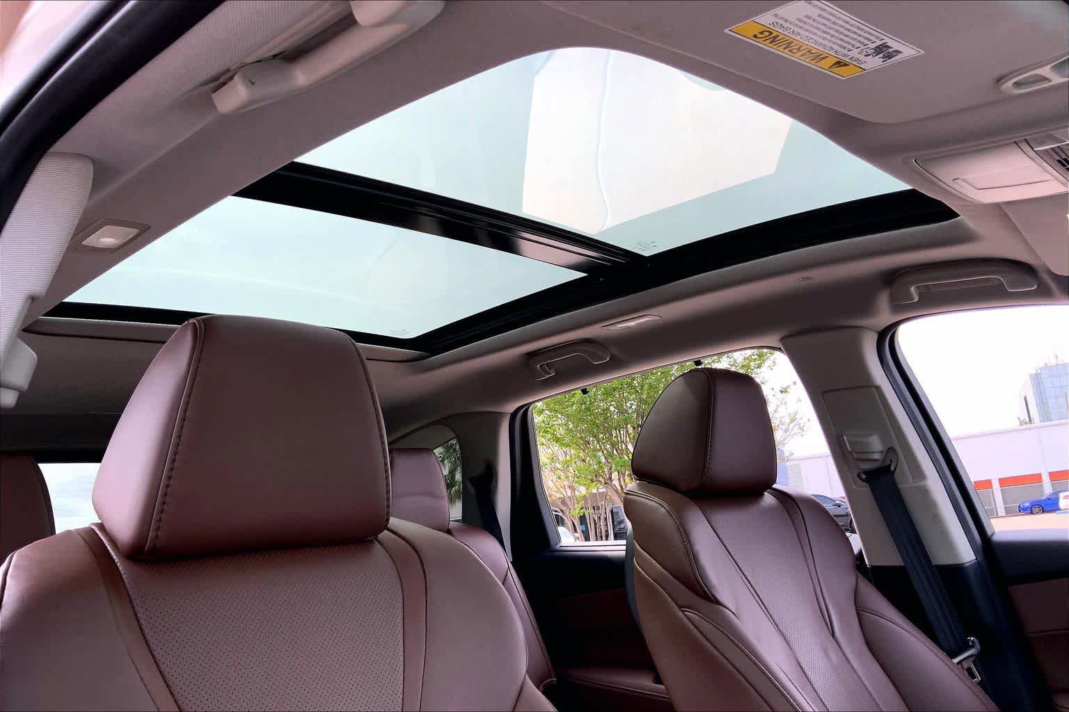 Certified 2024 Acura MDX FWD w/ Technology Package image 13