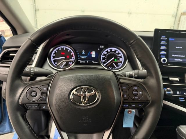 Used 2024 Toyota Camry SE image 33