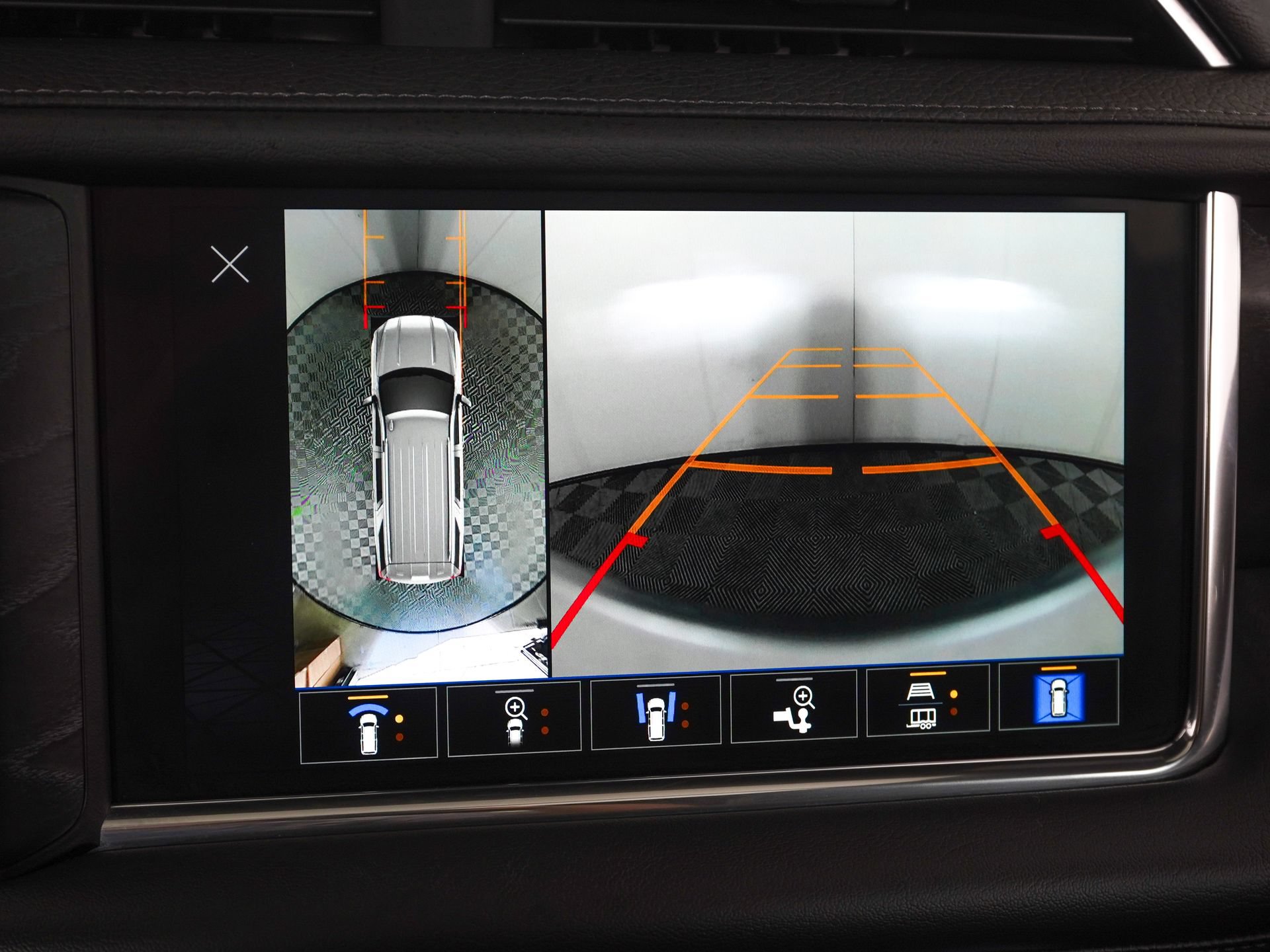 Used 2022 GMC Yukon Denali RWD image 27