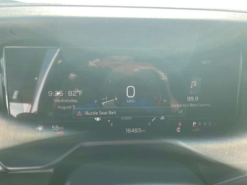 Used 2025 GMC Acadia Elevation FWD image 18