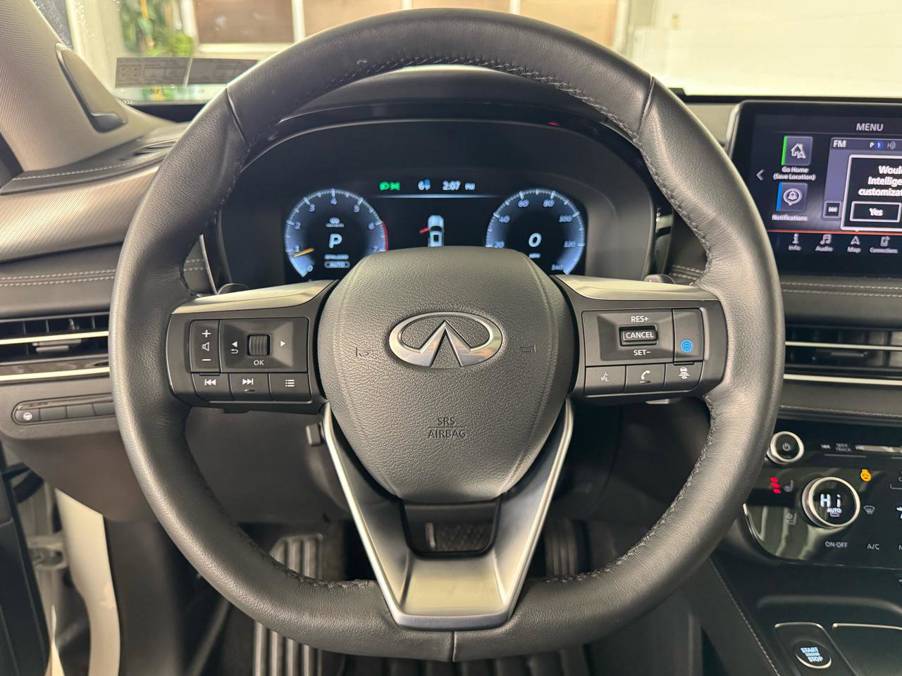 Used 2025 INFINITI QX60 Luxe AWD/4WD image 21