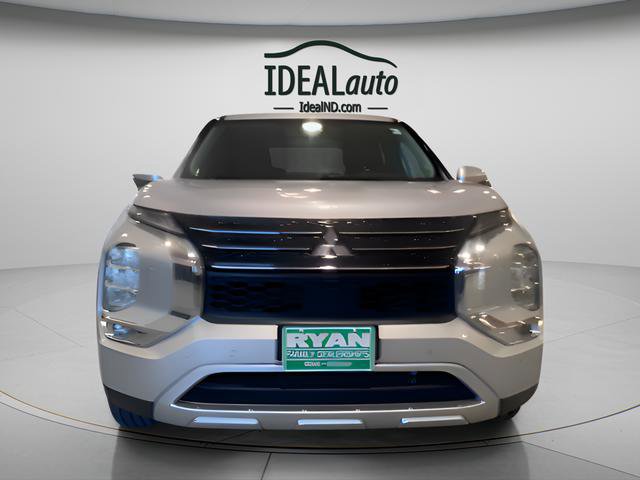 Used 2024 Mitsubishi Outlander SE AWD/4WD image 17