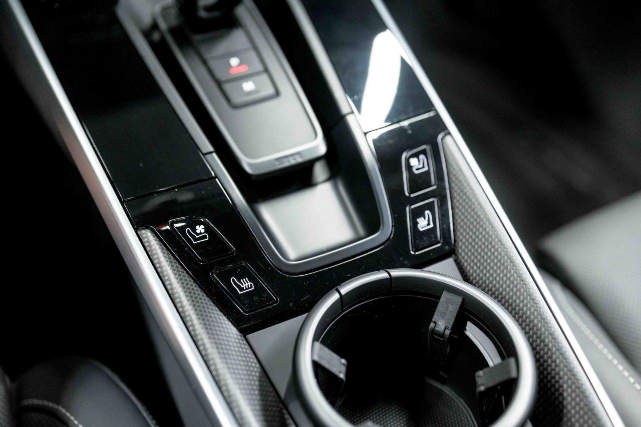 Used 2022 Porsche 911 Turbo S AWD/4WD image 76