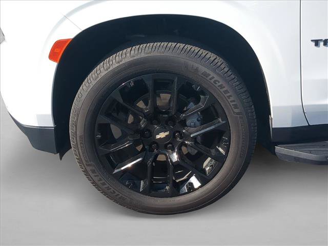 Used 2022 Chevrolet Tahoe RST w/ Luxury Package AWD/4WD image 26