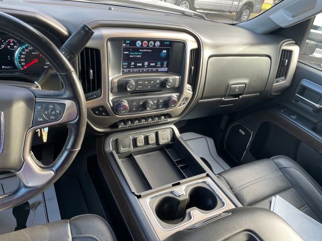 Used 2019 GMC Sierra 3500 Denali w/ Duramax Plus Package image 17