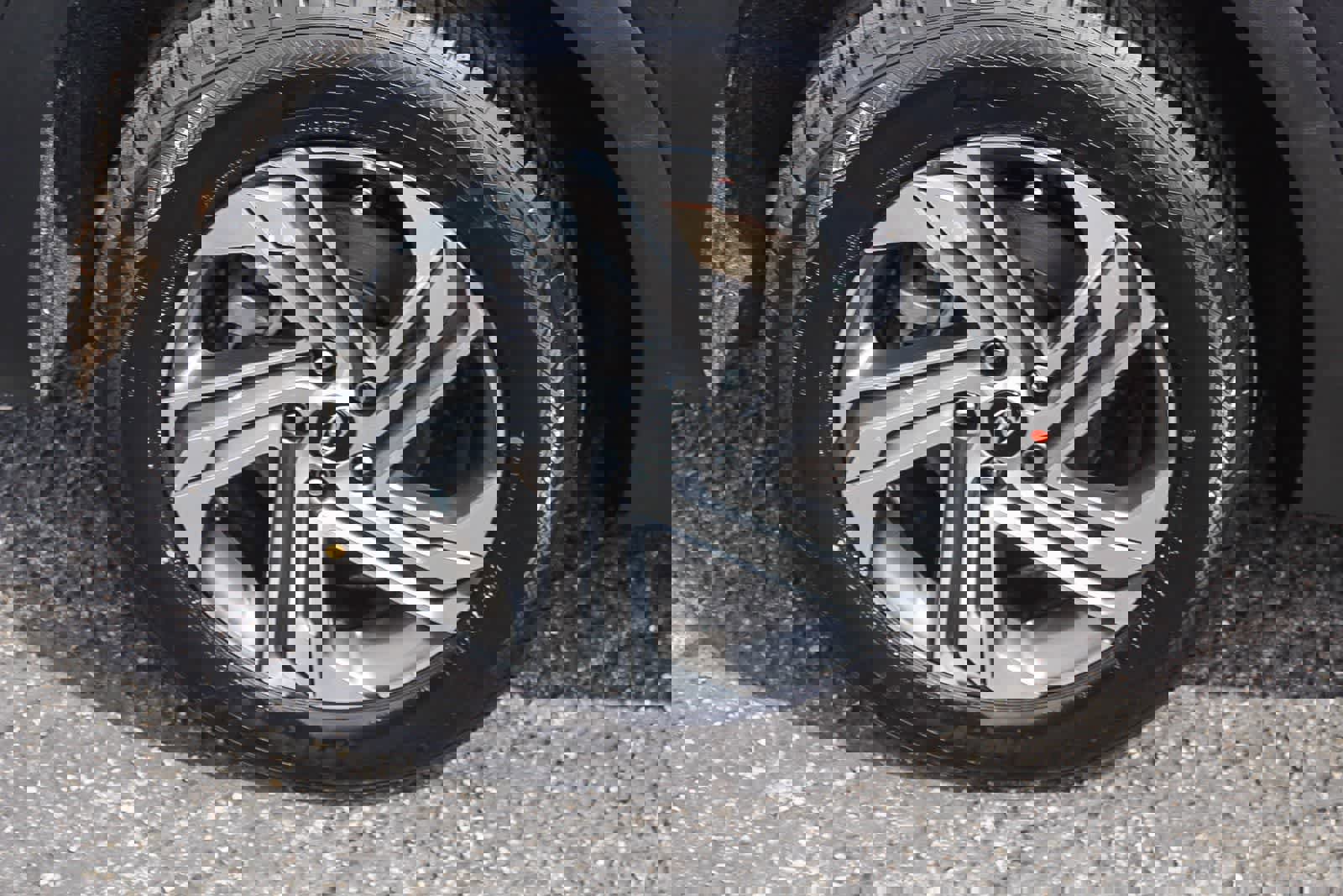 Certified 2022 Hyundai Santa Fe SE image 12