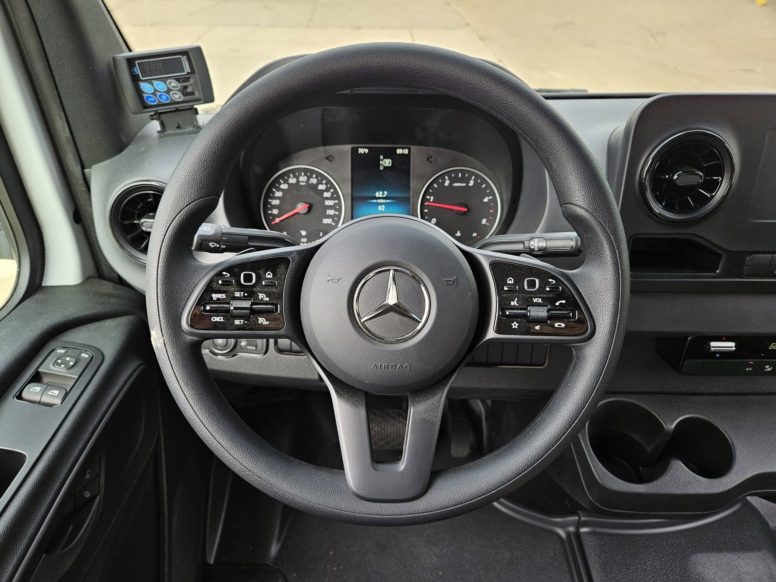 Used 2023 Mercedes-Benz Sprinter 3500 image 15